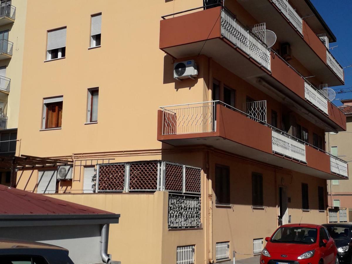 Appartamento Al Mare Lorella 索托马里纳 外观 照片
