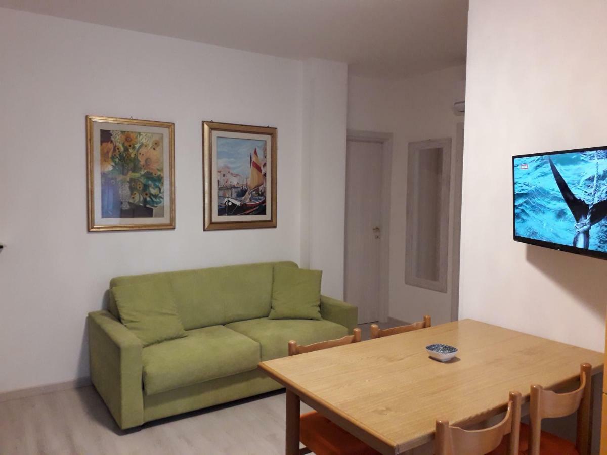 Appartamento Al Mare Lorella 索托马里纳 外观 照片